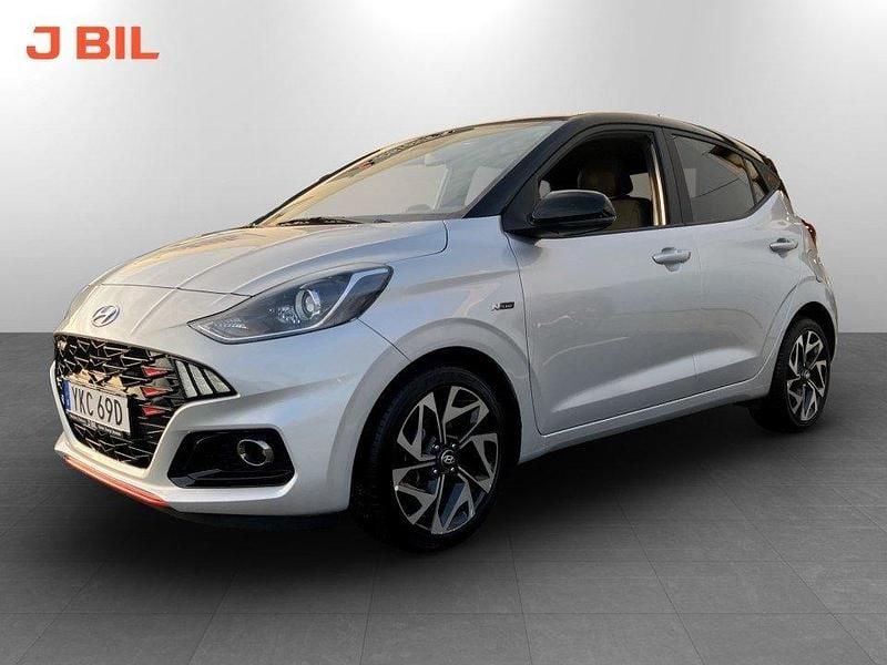 Grå Begagnad 2022 Hyundai i10 N Line Halvkombi | 149 900 kr (Bra pris) - Bild 1/4