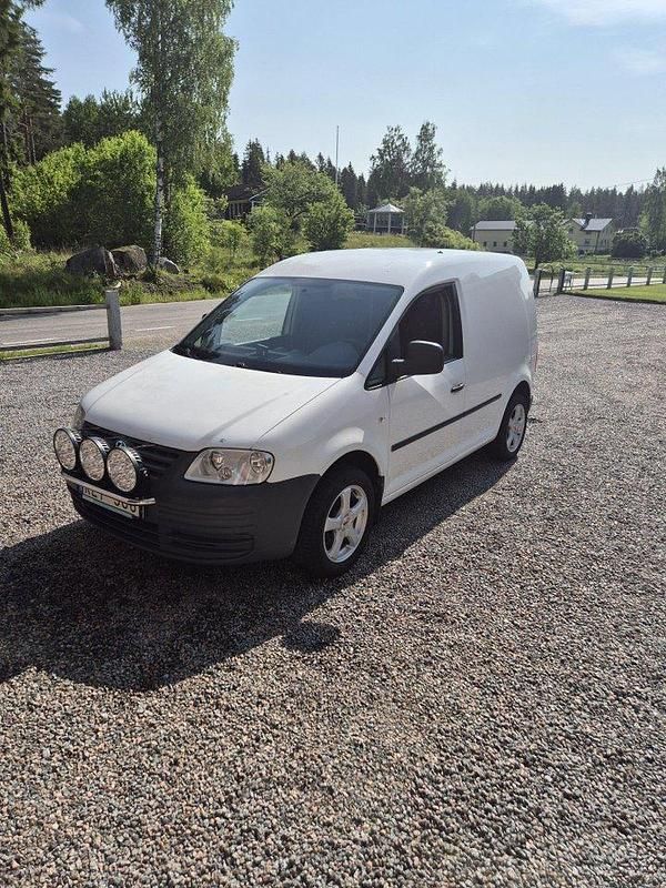 Vit Begagnad 2010 VW Caddy Minibuss | 38 000 kr (Marknadspris) - Bild 1/4