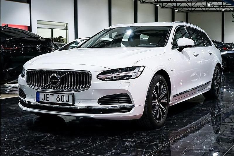 Vit Begagnad 2021 Volvo V90 Kombi | 339 500 kr (Marknadspris) - Bild 1/4
