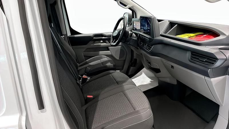 Ny Ford E-Transit 2026 Vit Van