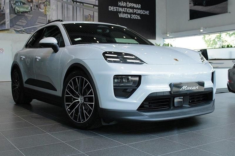 Ljusgrå Ny 2025 Porsche Macan SUV | 1 203 200 kr (Marknadspris) - Bild 1/4