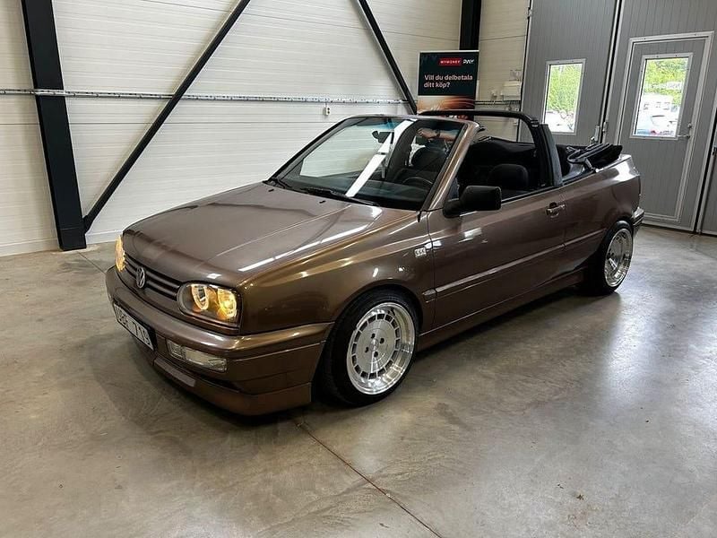 Grön Begagnad 1995 VW Golf Cabriolet Cab | 89 900 kr - Bild 1/4