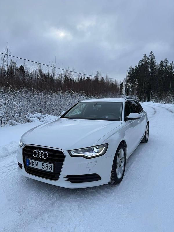 Begagnad Audi A6 177 HK (130 kW) 2013 Kombi