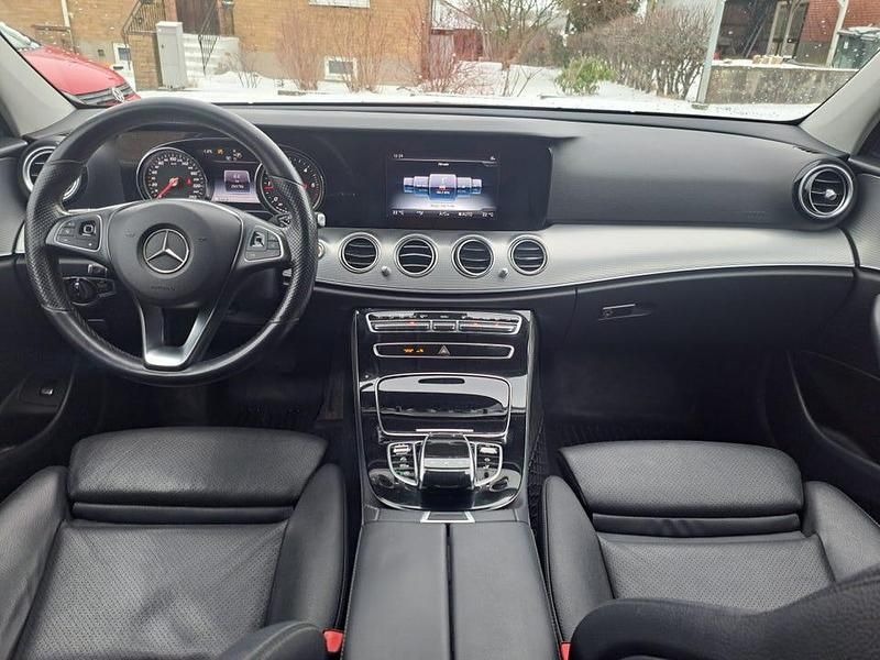Begagnad Mercedes E220 194 HK (142 kW) 2017