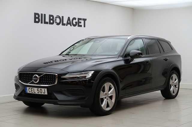 Begagnad 2024 Volvo V60 CC Kombi | 399 800 kr (Marknadspris) - Bild 1/4