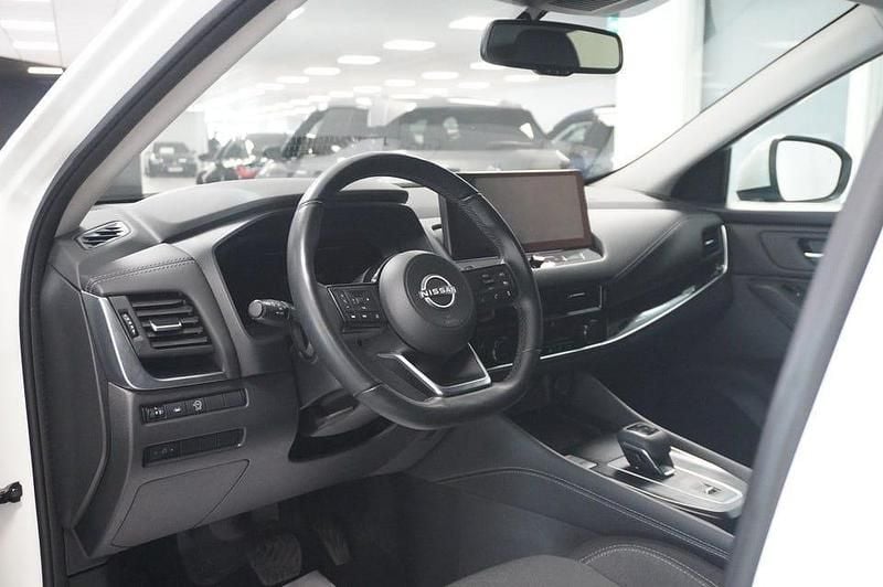 Begagnad Nissan Qashqai N-Connecta 158 HK (116 kW) 2022 Vit SUV