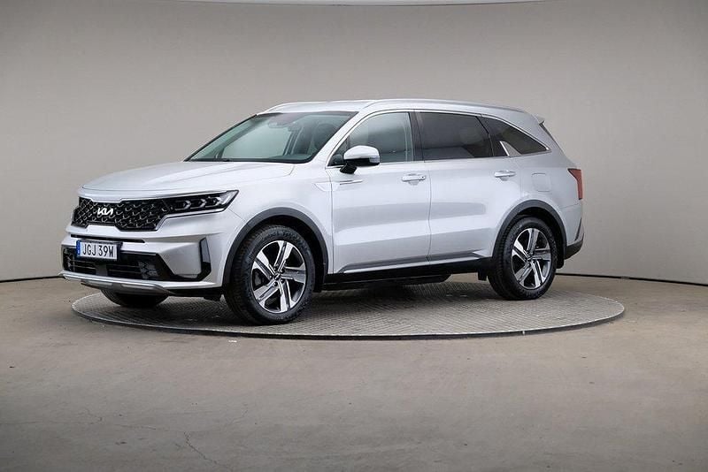Grå Begagnad 2022 Kia Sorento 2 SUV | 435 000 kr (Marknadspris) - Bild 1/4