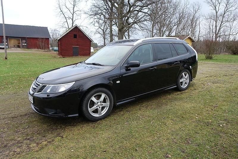 Svart Begagnad 2009 Saab 9-3 Vector Kombi | 76 900 kr (Lite dyr) - Bild 1/4