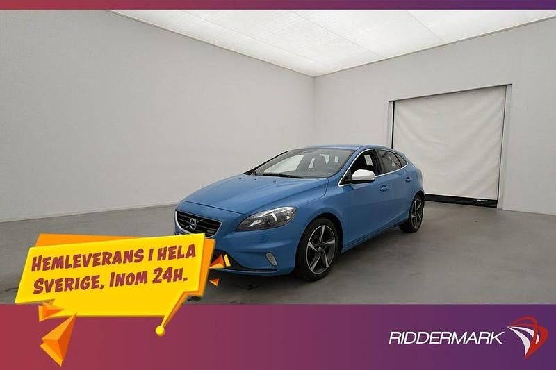 Begagnad Volvo V40 R-Design 116 HK (85 kW) 2014 Blå Halvkombi