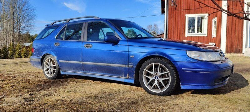 Blå Begagnad 2001 Saab 9-5 Aero Kombi | 9 500 kr (Bra pris) - Bild 1/4