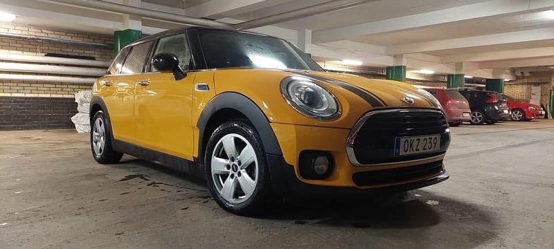 Begagnad Mini Cooper Clubman 136 HK (100 kW) 2017 Orange Kombi
