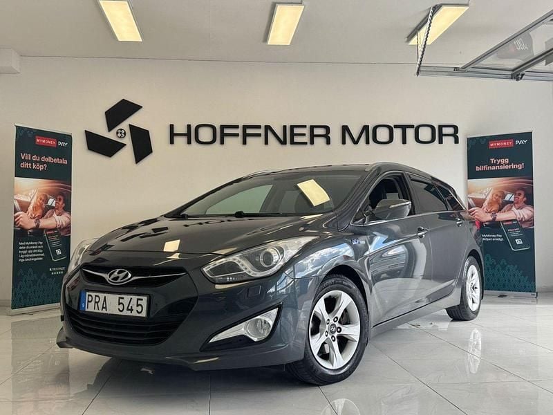 Grå Begagnad 2012 Hyundai i40 Kombi | 39 000 kr (Marknadspris) - Bild 1/4