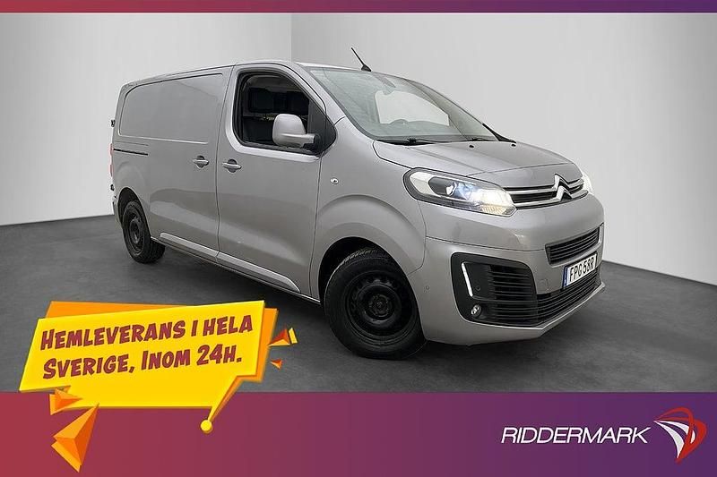 Grå Begagnad 2019 Citroën Jumpy Minibuss | 199 800 kr (Marknadspris) - Bild 1/3