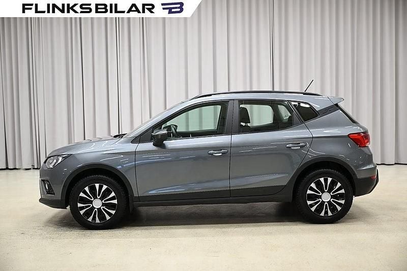 Grå Begagnad 2018 Seat Arona Style SUV | 118 750 kr (Bra pris) - Bild 1/4