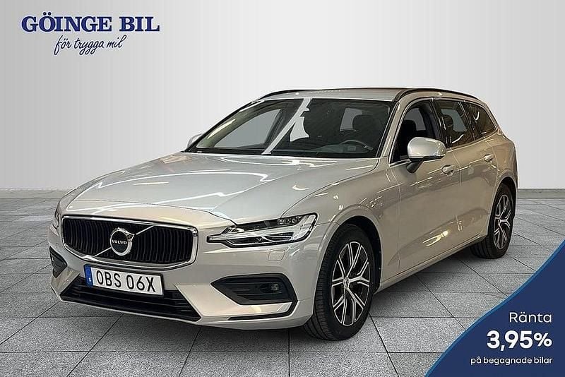 Begagnad Volvo V60 Core 200 HK (147 kW) 2023 Silver Kombi