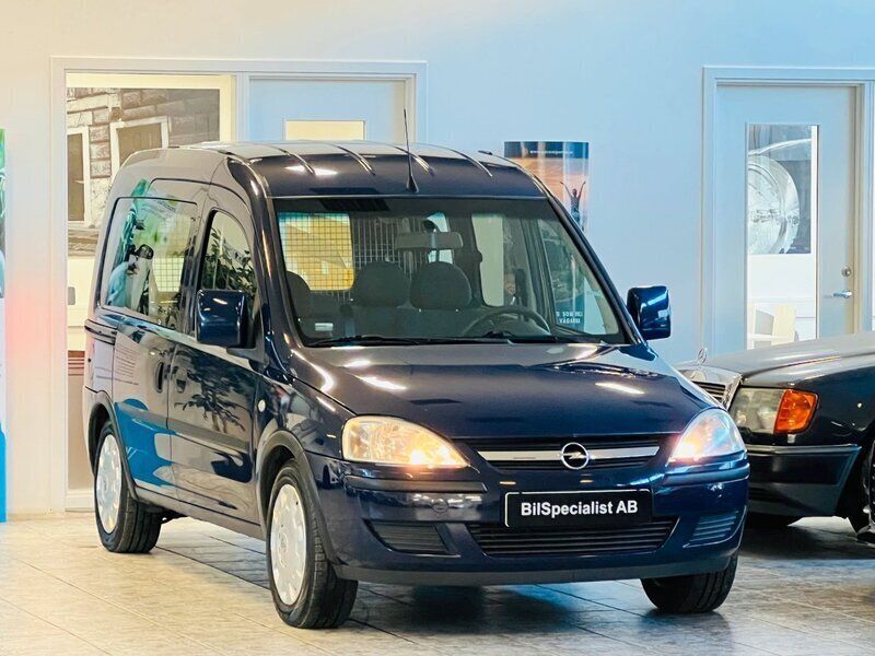 Blå Begagnad 2007 Opel Combo Minibuss | 19 999 kr (Bra pris) - Bild 1/4