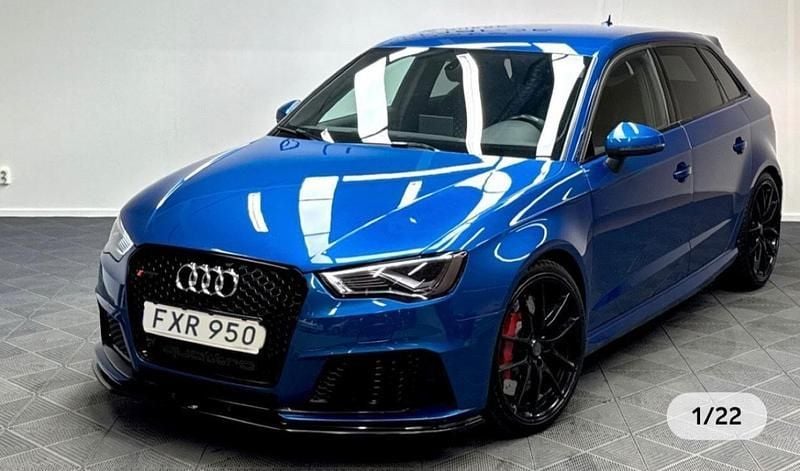 Blå Begagnad 2016 Audi RS3 Sportback Halvkombi | 310 000 kr (Dyr) - Bild 1/4