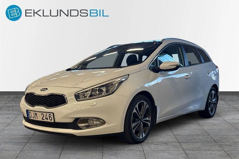 Vit Begagnad 2013 Kia Ceed Sportswagon Comfort Kombi | 119 900 kr (Lite dyr) - Bild 1/4