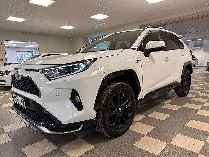 Vit Begagnad 2020 Toyota RAV4 Hybrid SUV | 344 800 kr (Marknadspris) - Bild 1/4