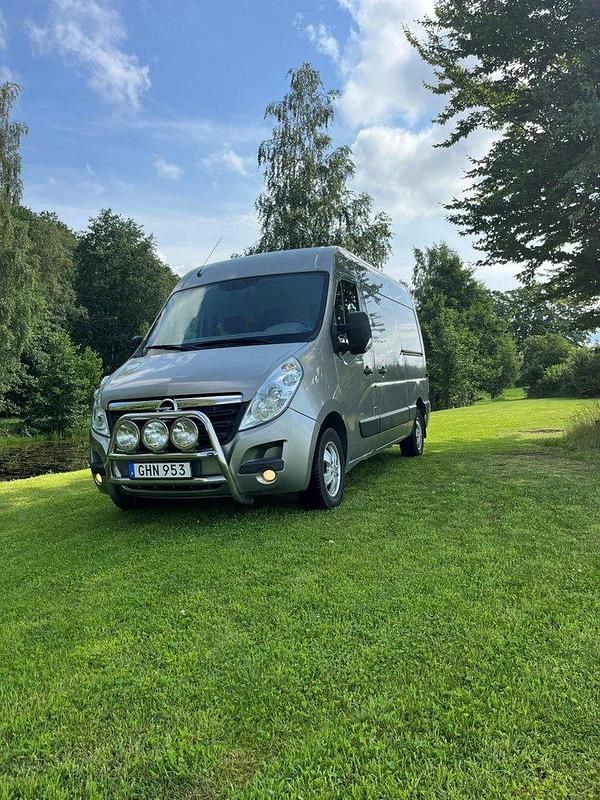Brun Begagnad 2014 Opel Movano Van | 115 000 kr (Bra pris) - Bild 1/4