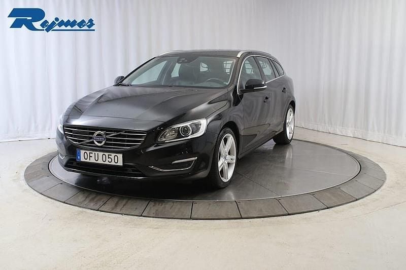 Begagnad 2017 Volvo V60 Kombi | 129 000 kr (Bra pris) - Bild 1/2