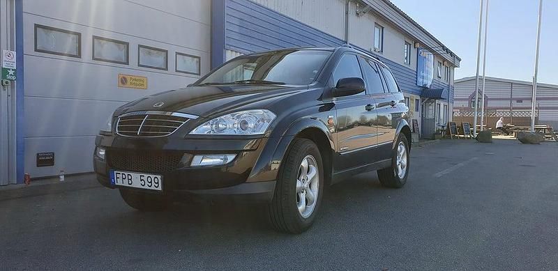 Begagnad Ssangyong (KGM) Kyron 165 HK (121 kW) 2007 Svart SUV
