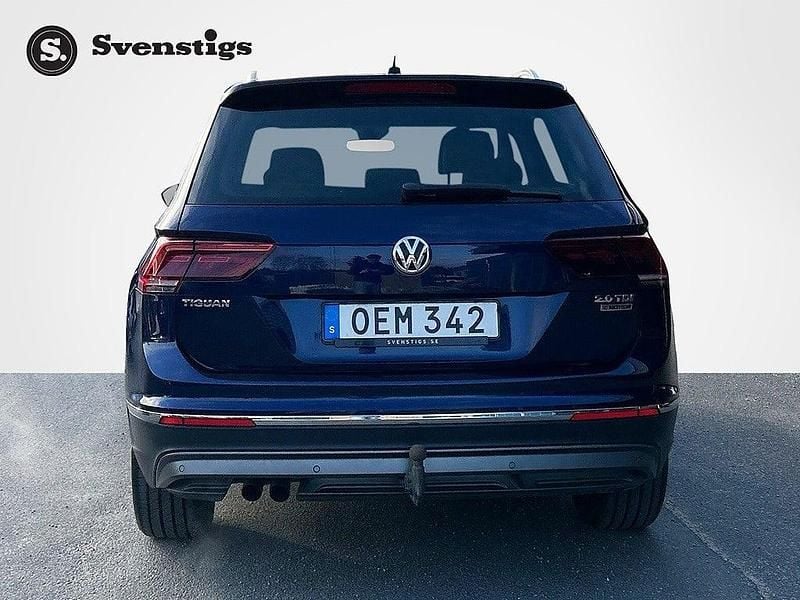 Begagnad VW Tiguan 190 HK (139 kW) 2016 Mörkblå SUV