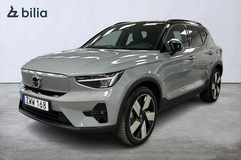 Grå Begagnad 2024 Volvo XC40 Ultimate SUV | 439 900 kr (Bra pris) - Bild 1/3