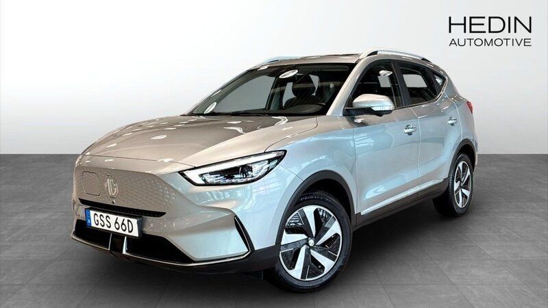 Grå (grey) Begagnad 2022 MG ZS Luxury Sedan | 244 900 kr (Superpris) - Bild 1/4