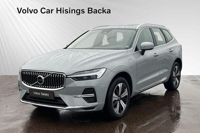 Begagnad Volvo XC60 Plus 355 HK (261 kW) 2024 Grå SUV
