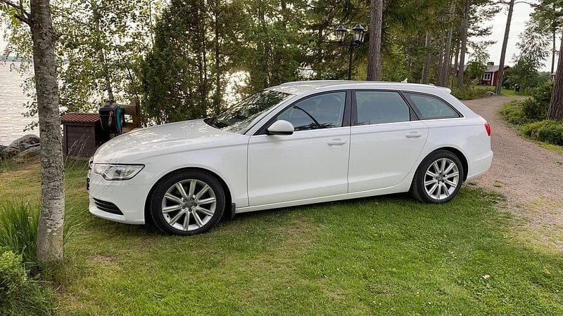 Vit Begagnad 2013 Audi A6 Proline Kombi | 89 000 kr (Superpris) - Bild 1/2