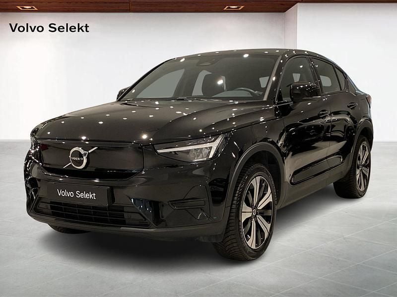 Begagnad Volvo C40 Core 303 kW (413 HK) 2023 Svart SUV