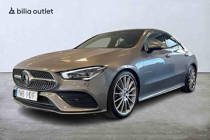 Grå Begagnad 2020 Mercedes CLA220 Sedan | 334 900 kr - Bild 1/1