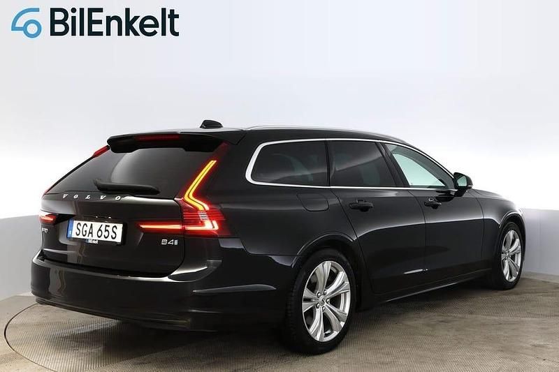 Begagnad Volvo V90 200 HK (147 kW) 2020 Svart Kombi