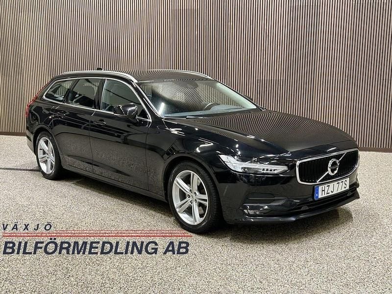 Svart Begagnad 2019 Volvo V90 Momentum Kombi | 219 900 kr (Bra pris) - Bild 1/4