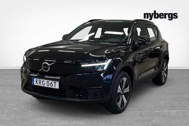 Begagnad Volvo XC40 Core 175 kW (238 HK) 2023 Svart SUV