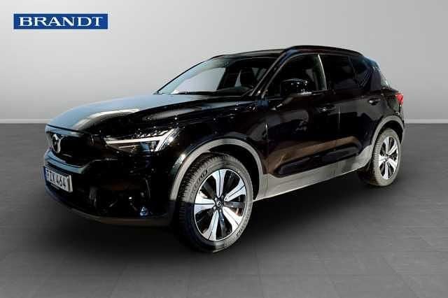 Svart Begagnad 2023 Volvo XC40 Plus SUV | 319 900 kr - Bild 1/4