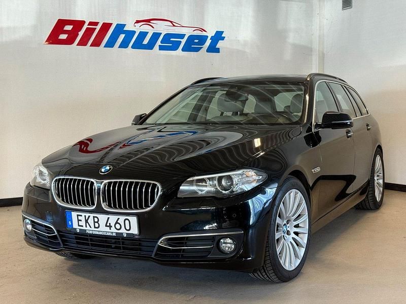 Svart Begagnad 2013 BMW 520 Comfort Edition Kombi | 154 000 kr (Marknadspris) - Bild 1/4