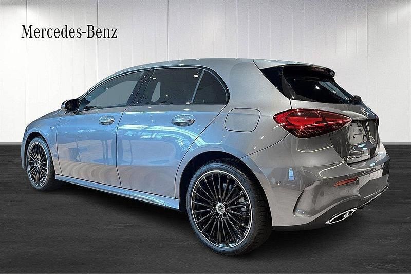 Ny Mercedes A250 160 HK (117 kW) 2026 Bergsgrå metallic Halvkombi