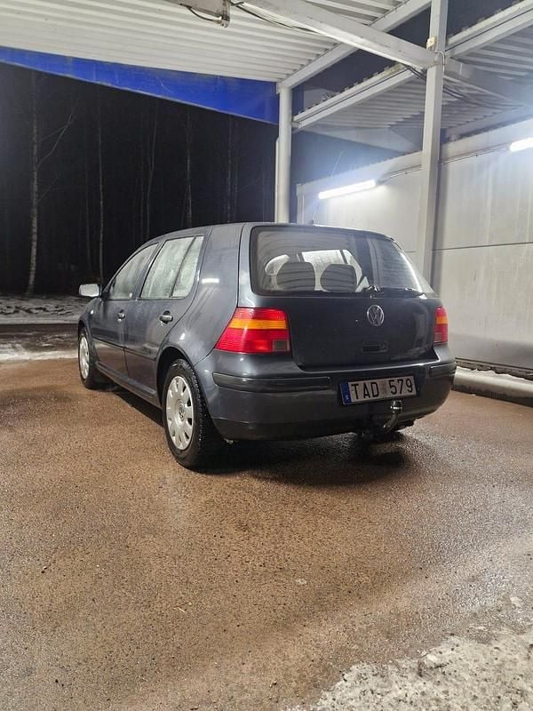 Begagnad VW Golf IV 105 HK (77 kW) 2002