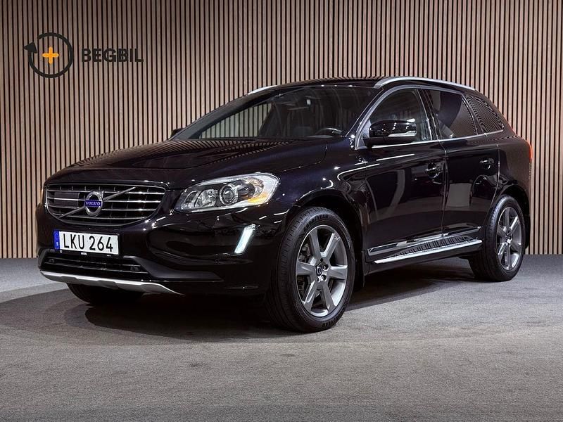 Svart Begagnad 2014 Volvo XC60 Summum SUV | 204 900 kr (Lite dyr) - Bild 1/4