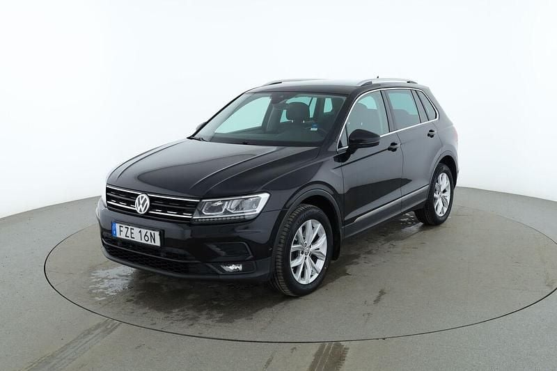 Svart Begagnad 2020 VW Tiguan SUV | 273 000 kr (Marknadspris) - Bild 1/3