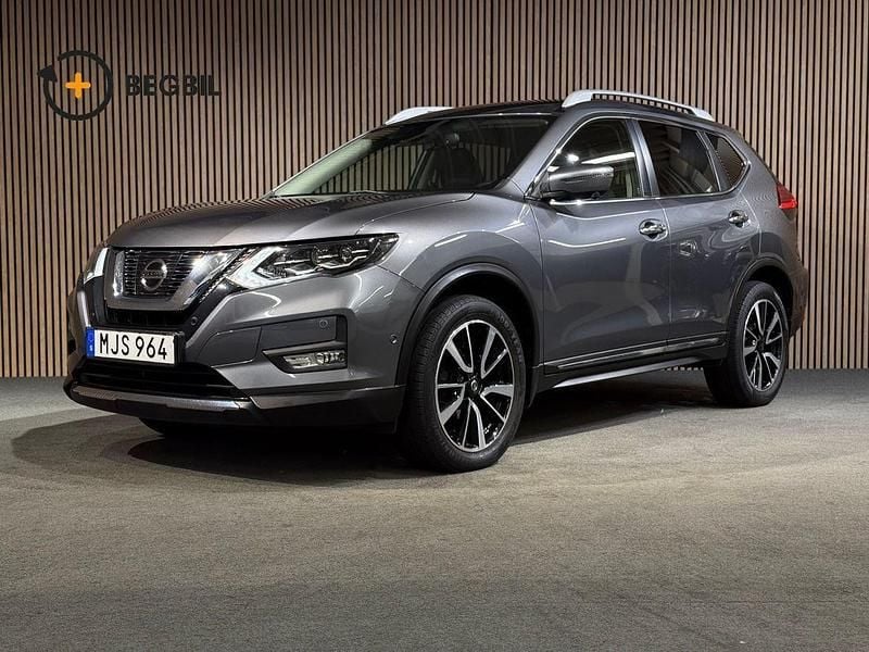 Grå Begagnad 2017 Nissan X-Trail SUV | 189 200 kr (Marknadspris) - Bild 1/4
