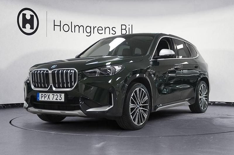 Begagnad BMW iX1 xLine 230 kW (313 HK) 2023 Grön SUV