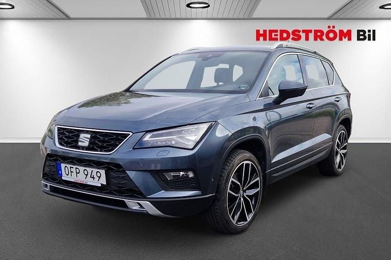 Grå Begagnad 2017 Seat Ateca 4Drive SUV | 229 000 kr (Marknadspris) - Bild 1/4