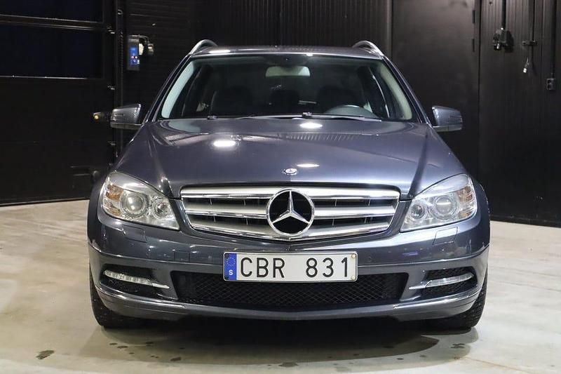Begagnad Mercedes C250 Avantgarde 204 HK (150 kW) 2010 Mörkgrå Kombi