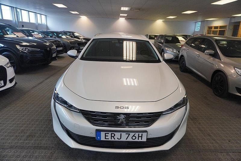 Vit Begagnad 2021 Peugeot 508 Kombi | 209 000 kr (Bra pris) - Bild 1/4