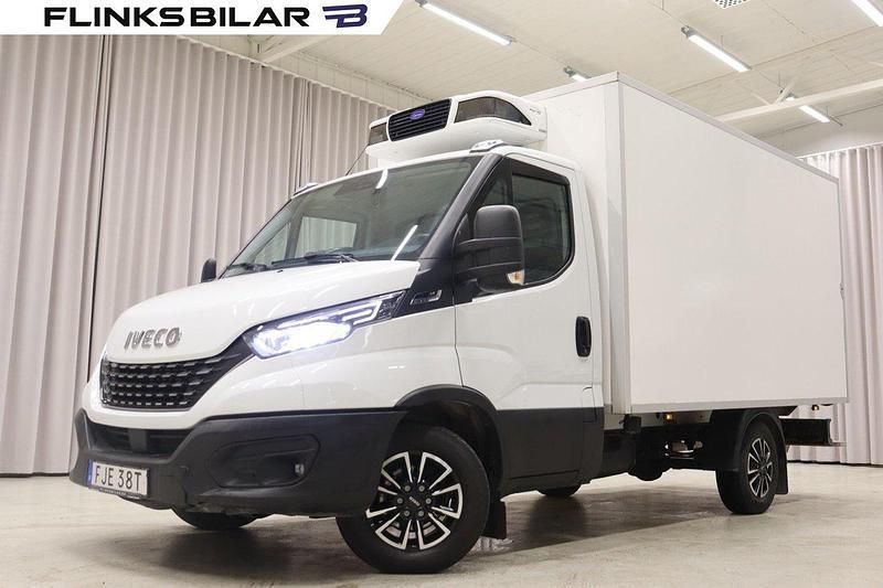 Vit Begagnad 2021 Iveco Daily Van | 269 900 kr (Superpris) - Bild 1/4