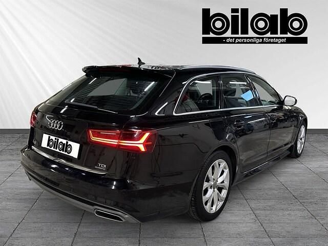 Begagnad Audi A6 S-Line 190 HK (139 kW) 2015 Svart Kombi