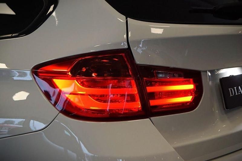 Begagnad BMW 320 M Sport 184 HK (135 kW) 2015 Vit Kombi